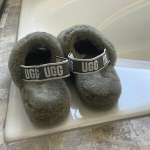 UGG Women's Oh Yeah Sandals